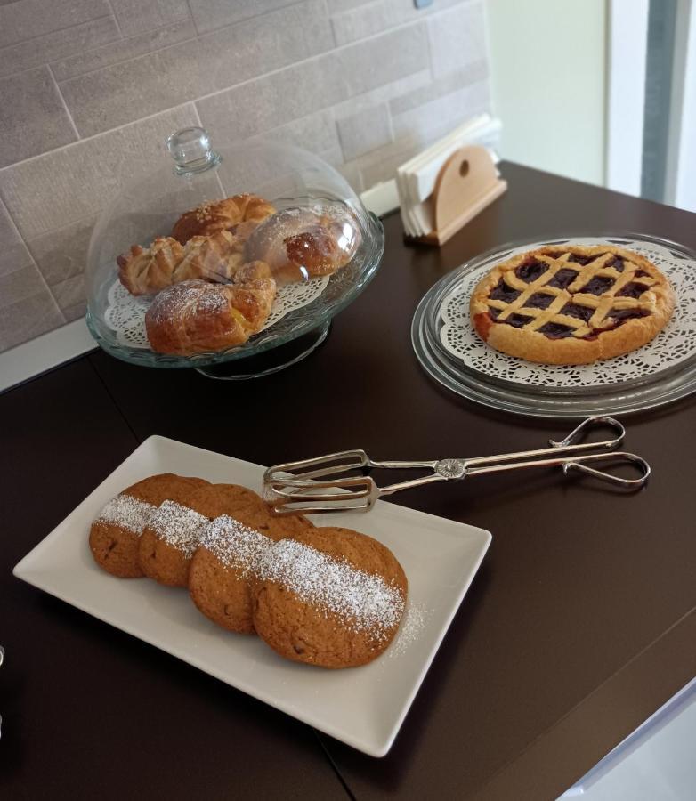 Riflessi D'Arte Bed & Breakfast Provaglio d'Iseo Bagian luar foto
