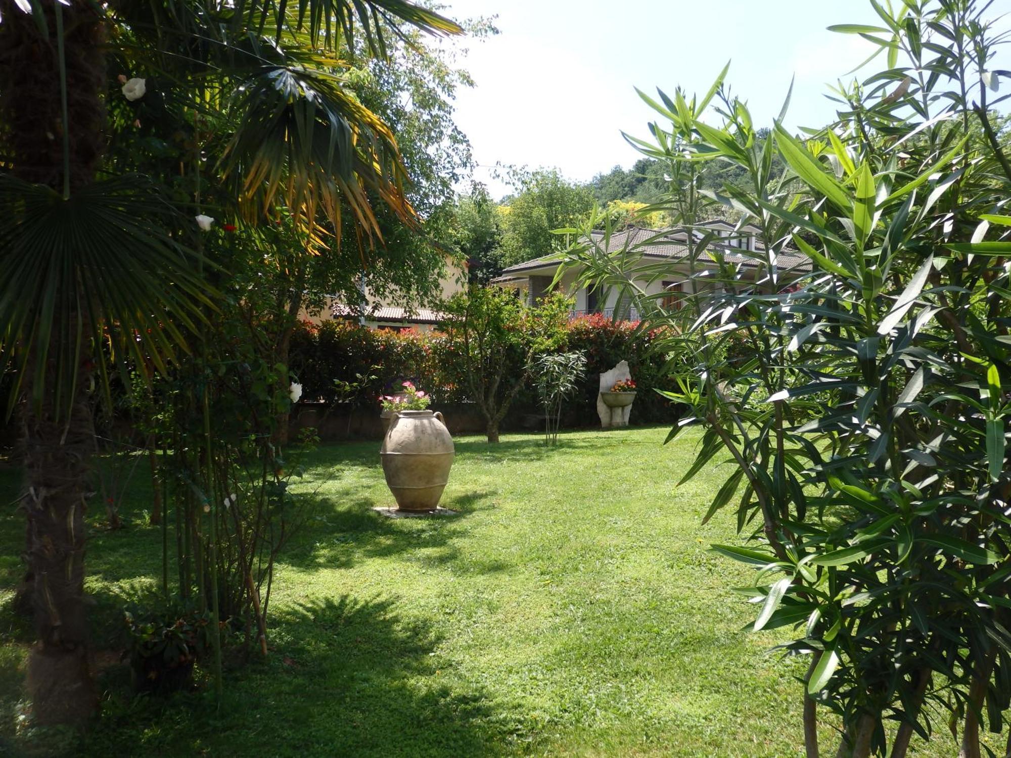 Riflessi D'Arte Bed & Breakfast Provaglio d'Iseo Bagian luar foto